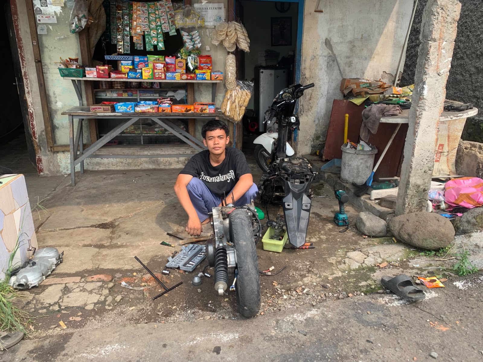 Dokumentasi Memperbaiki motor